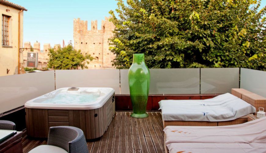 The Relais La Loggia of Gradara and its innovative Emporio: love at 360°