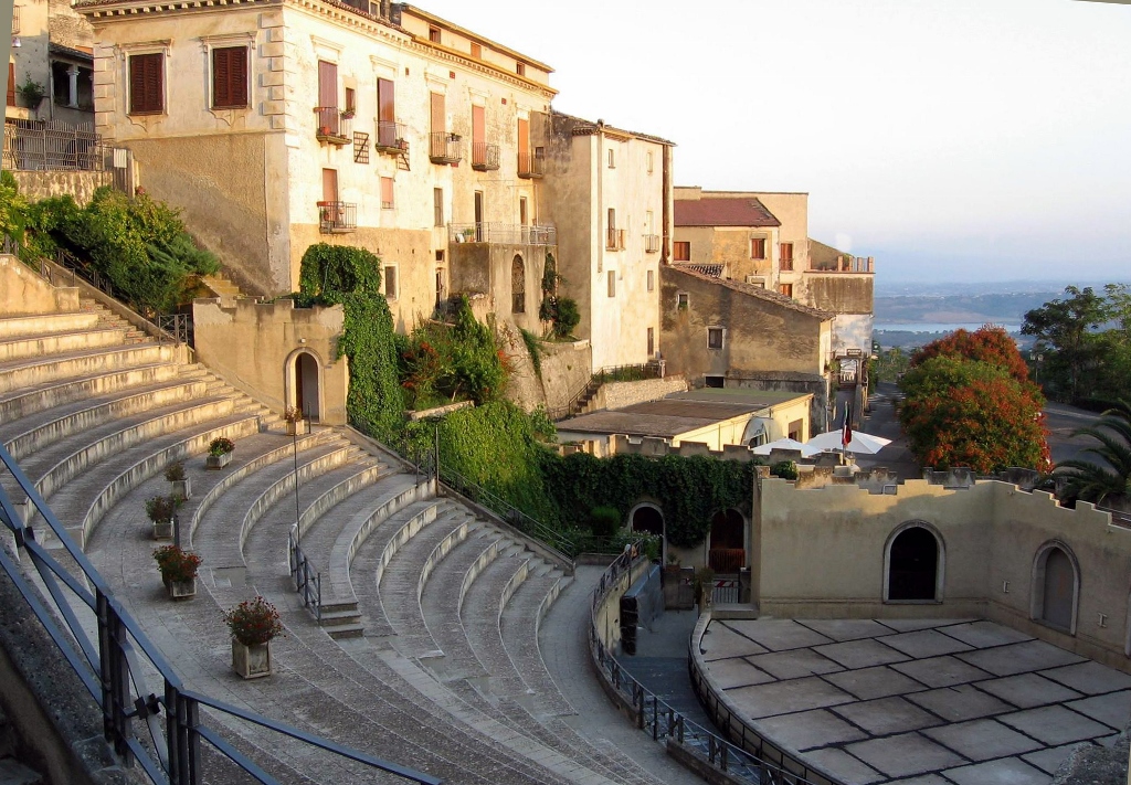 Teatro 'Costantino Belluscio'