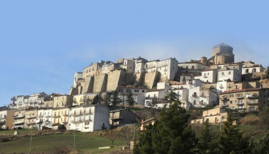 Potenza: trip to the villages of Acerenza and Venosa