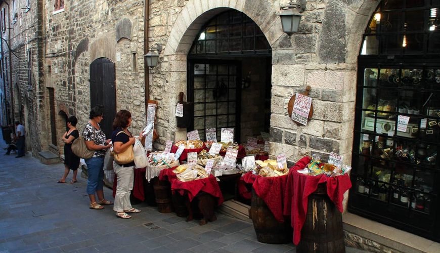 Gubbio, the ancient village and the license of madmen